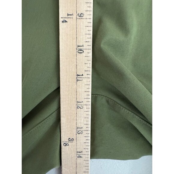 Fabletics The only Pant athleisure light weight green cropped sz 35 - Picture 6 of 8